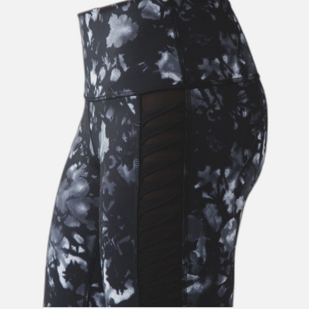 Lululemon Cropped Leggings